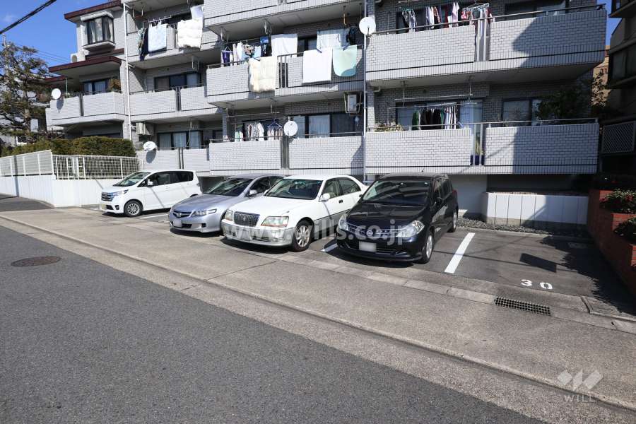 敷地内駐車場（屋外平面式）