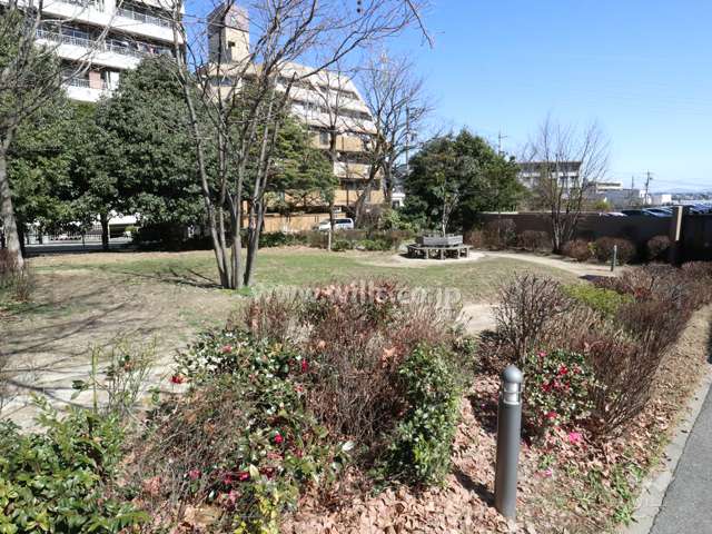 北西側緑地