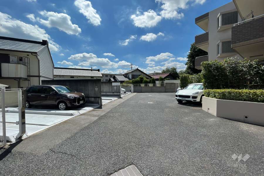 敷地内駐車場(屋外平面式・屋外機械式)