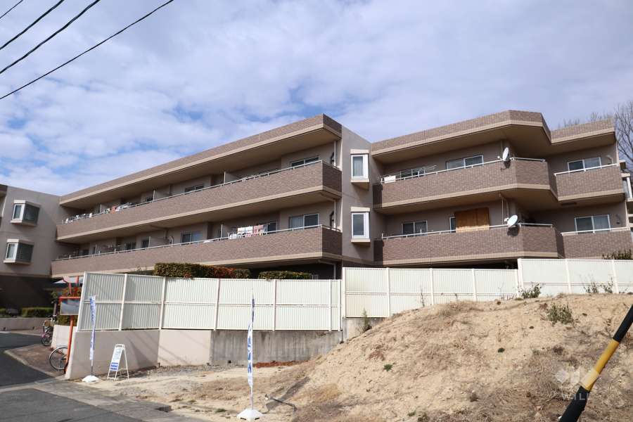 本郷の杜パークホームズの外観（南東側から）