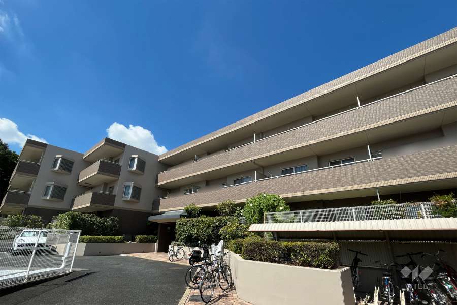 本郷の杜パークホームズの外観(南東側から)