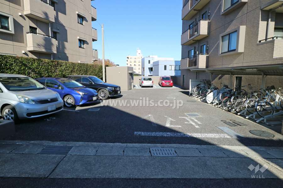 敷地内駐車場(屋外平面式)