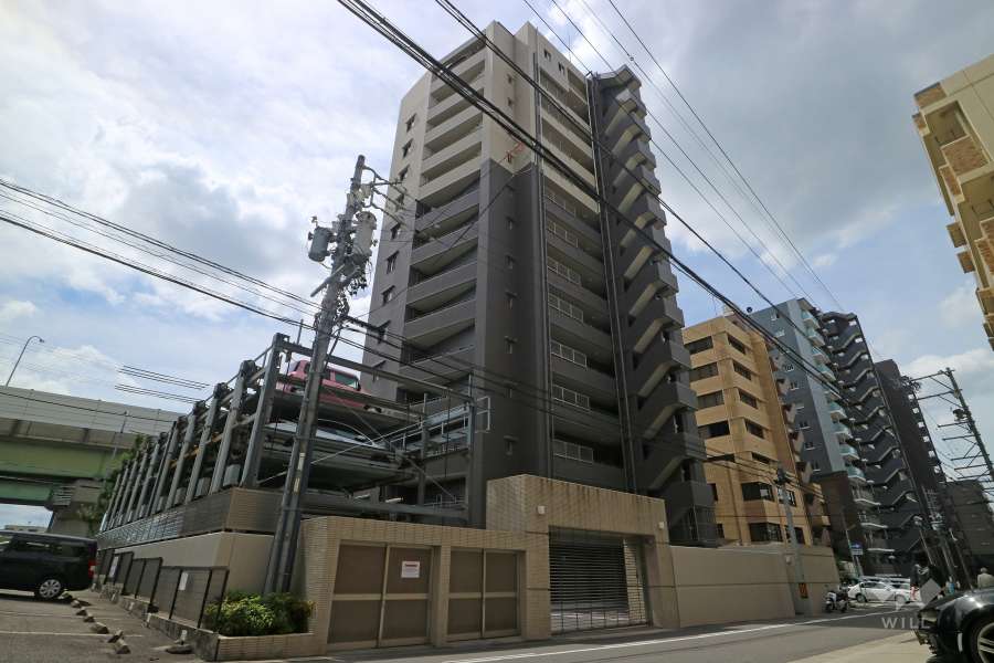 フレストアルファ本郷の外観（北東側から）