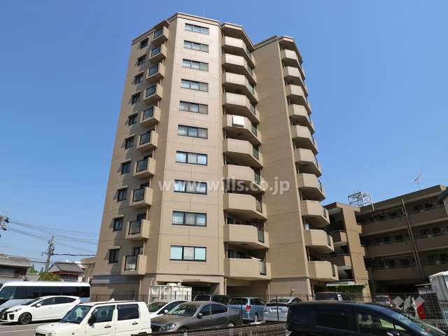 ソシアルセイワ名東の外観（西側から）