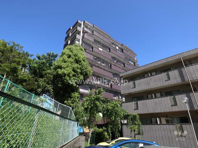 第二東山ハイツの外観(南東側から)
