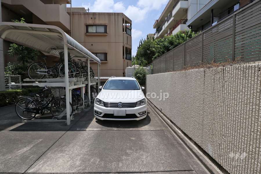 敷地内駐車場（屋外平面式）