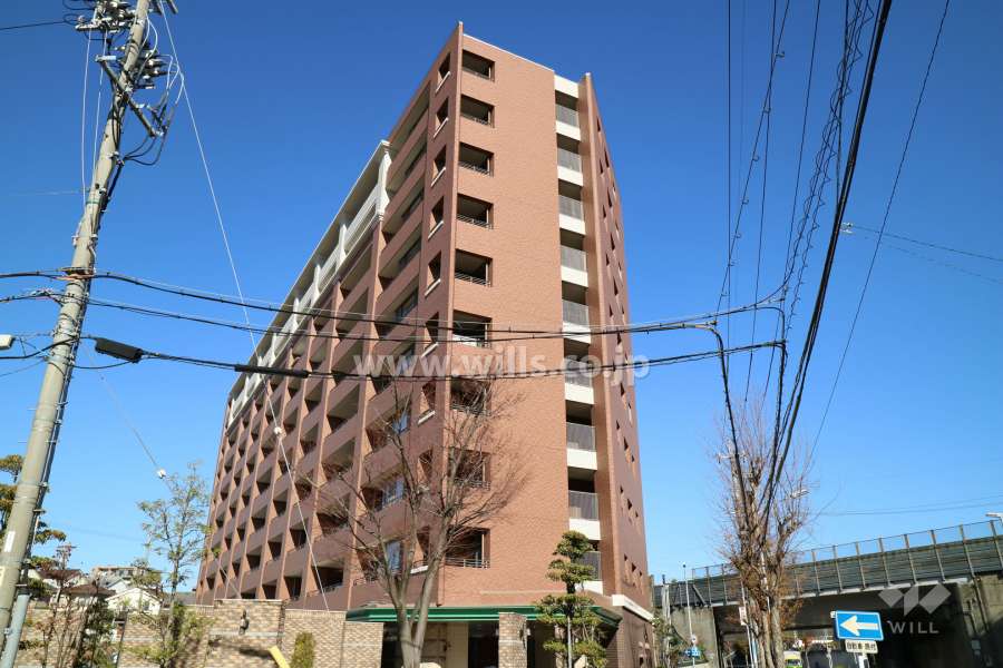 シティハウス藤が丘の外観(南側から)