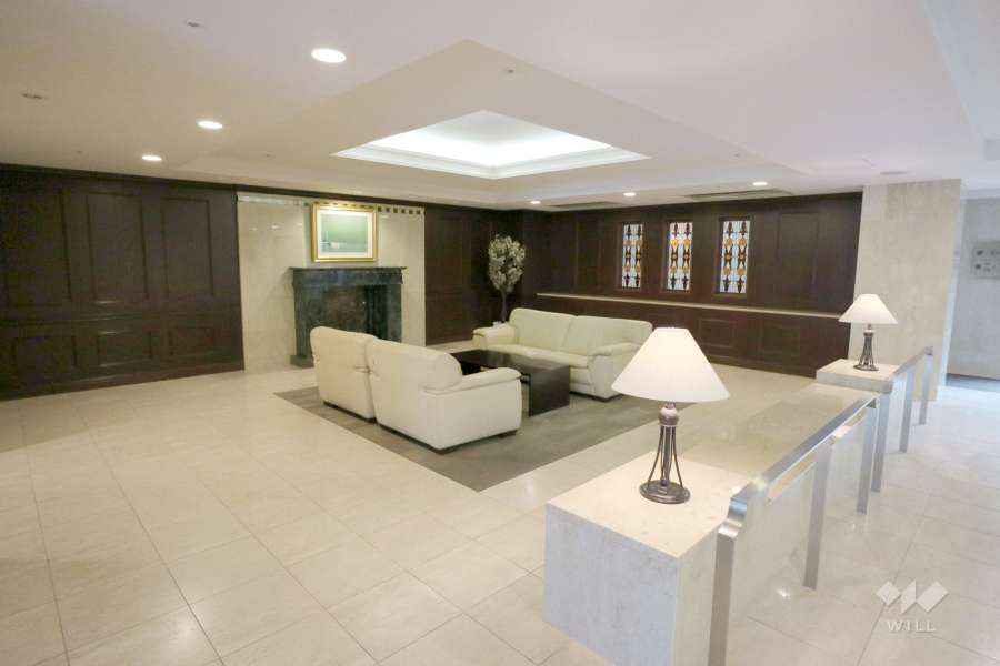 エントランスホール