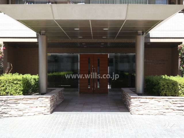 エントランス正面