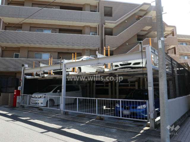 敷地内駐車場（屋外機械式）