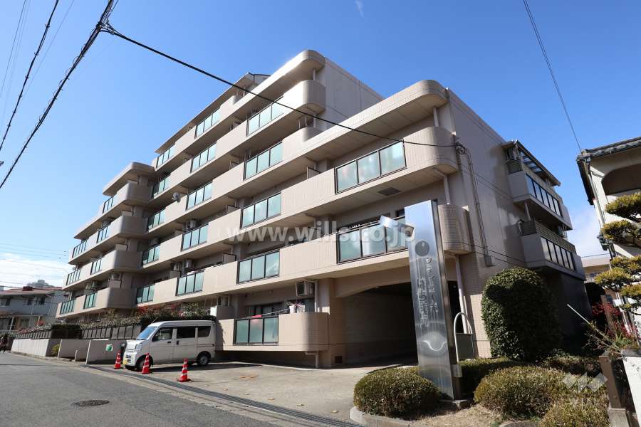 シティコーポはちまえの外観（東側から）