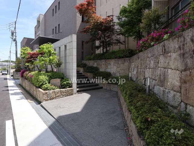 エントランスアプローチ