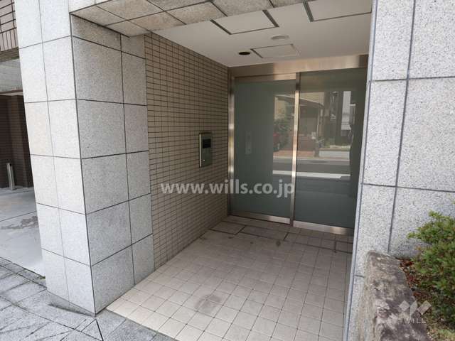 サブエントランス