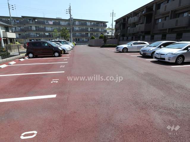 敷地内駐車場(屋外平面式)
