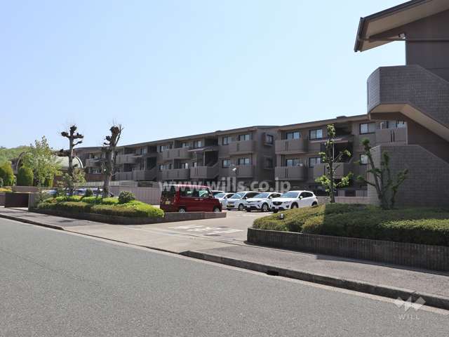 ライオンズヴィアーレ高針台壱番館の外観(北西側から)