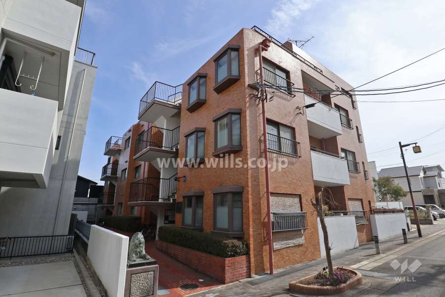 ライオンズマンション平和ヶ丘の外観（北西側から）