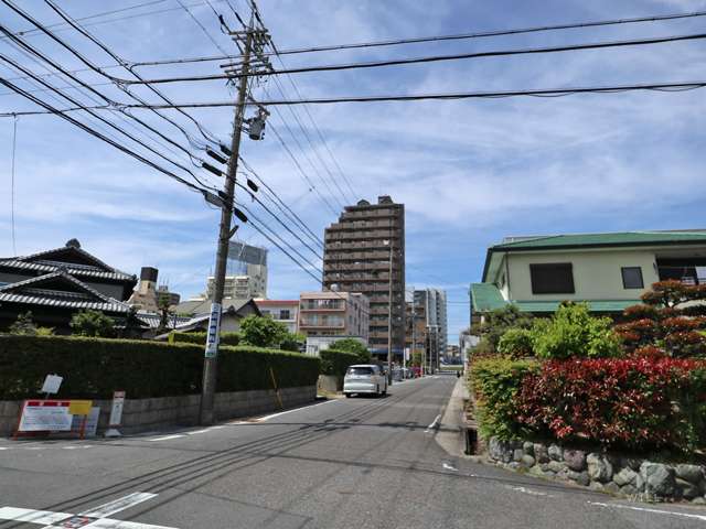 ライオンズマンション一社東の遠景(南東方向から)