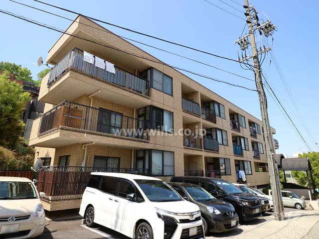 ライオンズマンション虹ヶ丘ガーデンの外観(南東側から)