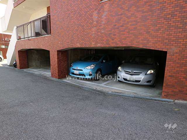 敷地内駐車場(屋内平面式)