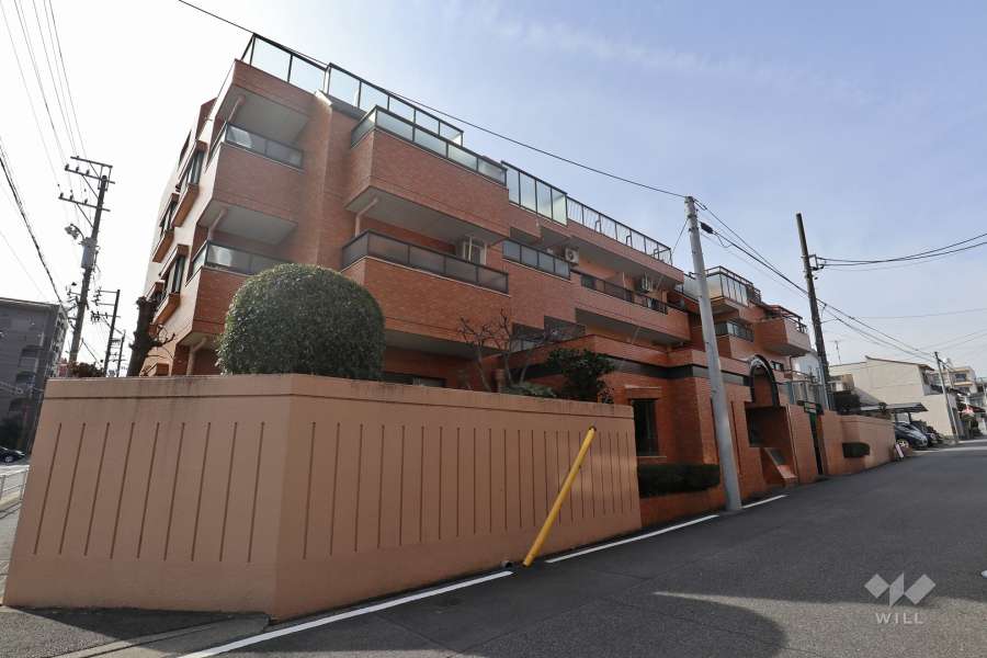 ライオンズマンション上社第2の外観（北東側から）