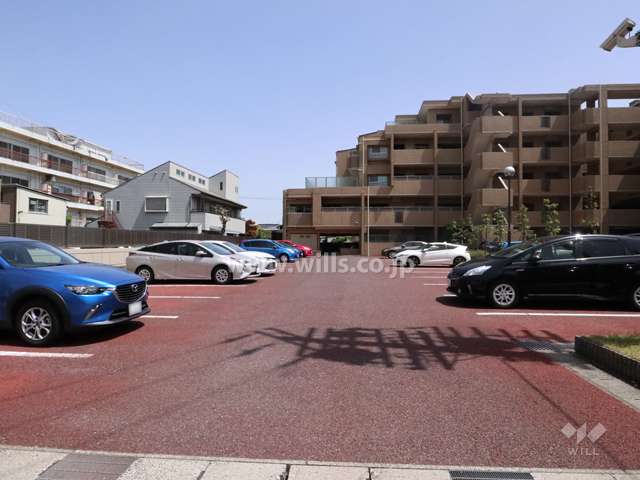 敷地内駐車場（屋外平面式）