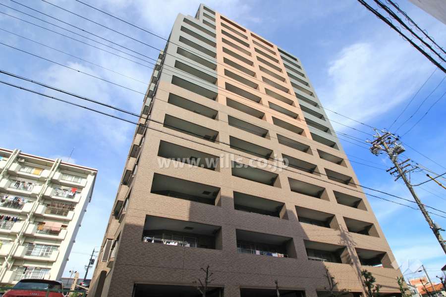 ライオンズマンション本郷の外観（南西側から）
