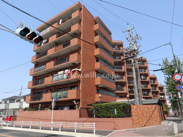 ライオンズマンション高針台の外観(南東側から)