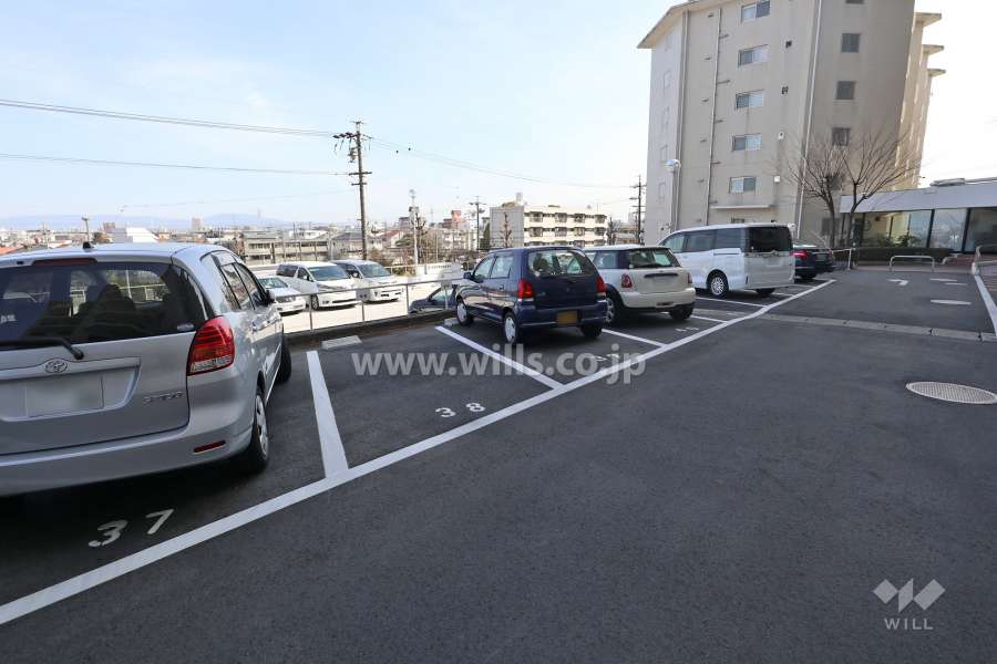 敷地内駐車場（屋外平面式）