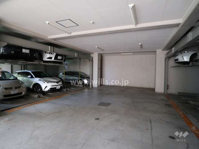 敷地内駐車場(屋内機械式)