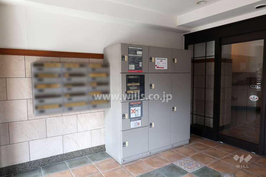 宅配ボックスと共用ポスト