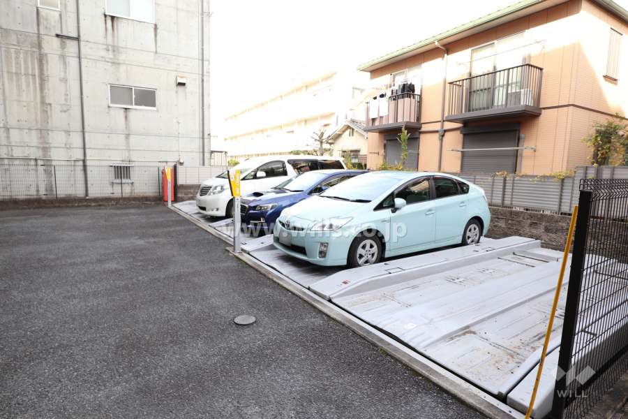 敷地内駐車場（屋外機械式）