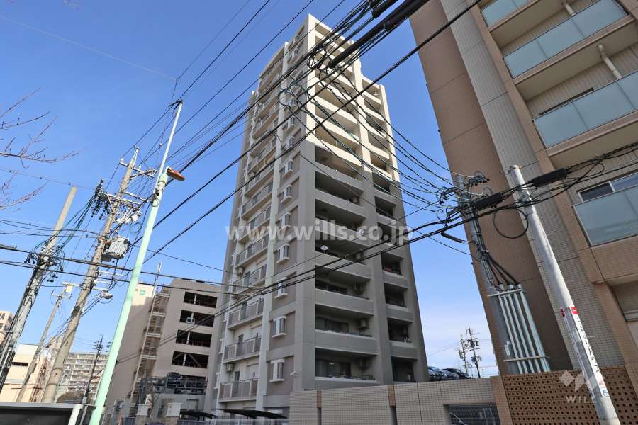 エスポア藤ヶ丘ステーションサイドの外観（南西側から）