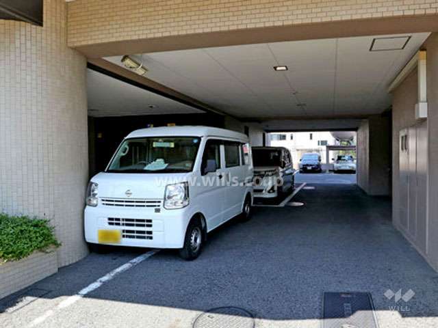 敷地内駐車場（屋内平面式）