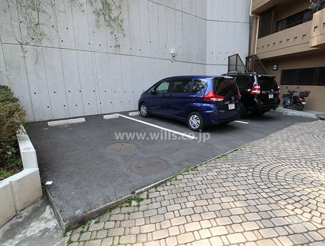 敷地内駐車場(屋外平面式)