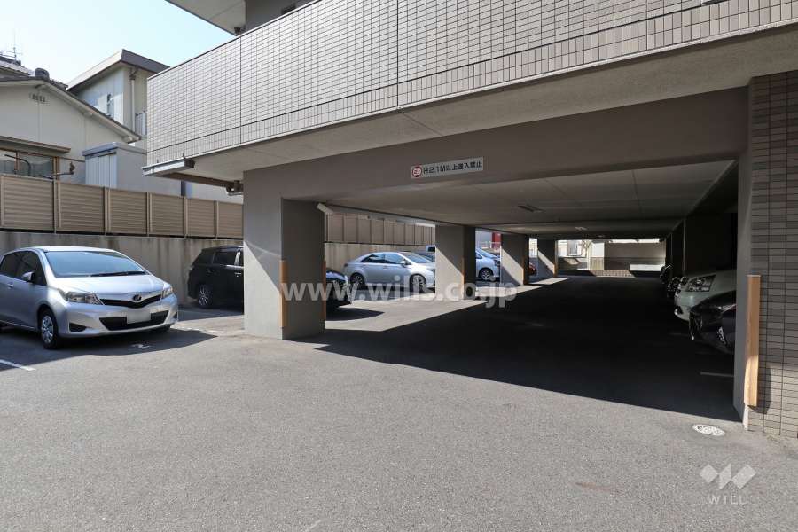 敷地内駐車場（屋外平面式）