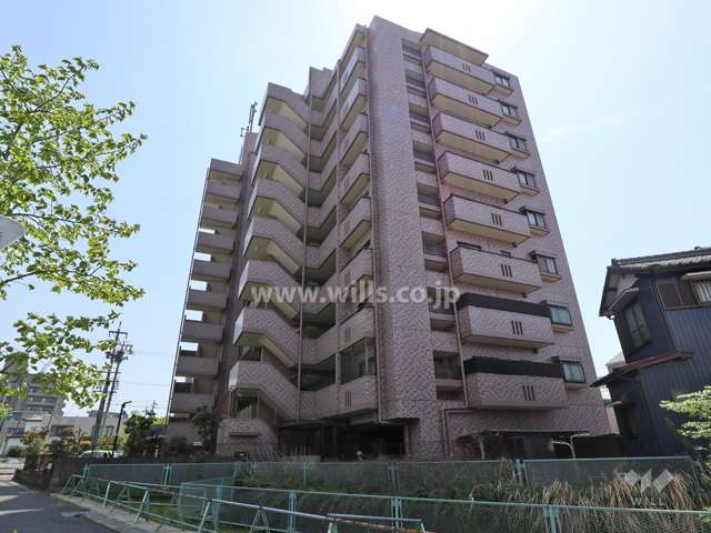 宝マンション高針原の外観(北側から)