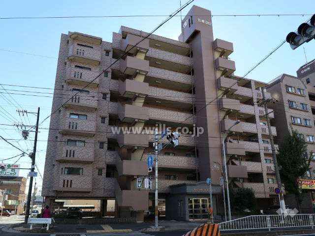 宝マンション引山の外観（北東側から）