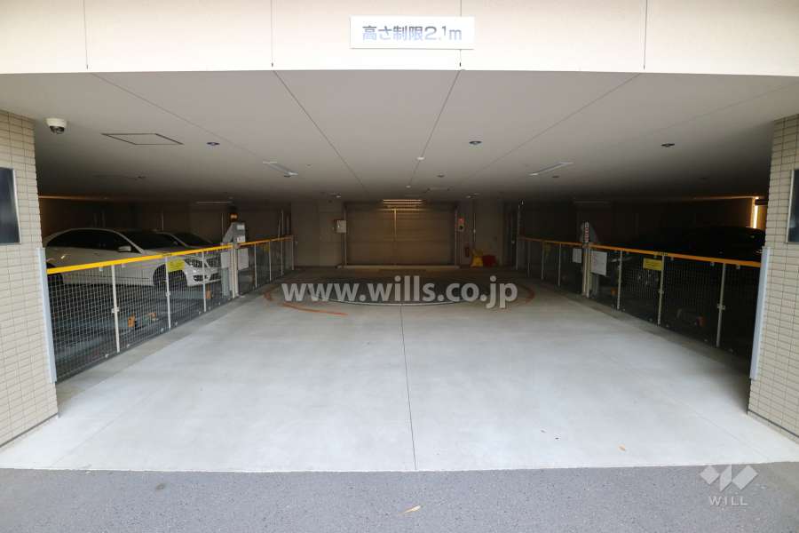 敷地内駐車場（屋内平面式）