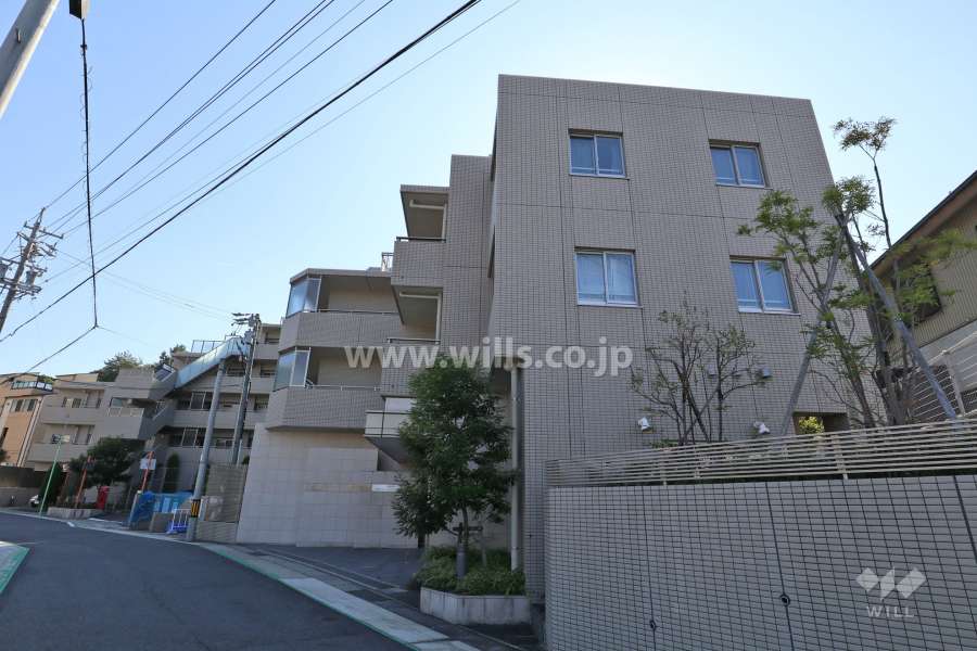 プラウド上社の外観(北側から）