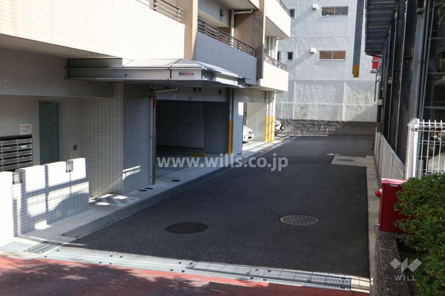 敷地内駐車場(屋内平面式)