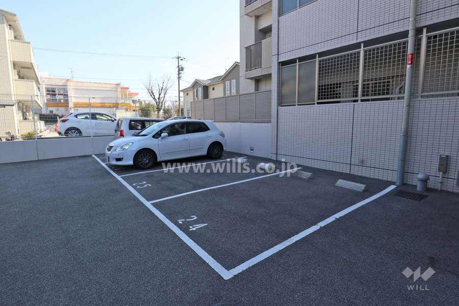 敷地内駐車場（屋外平面式）