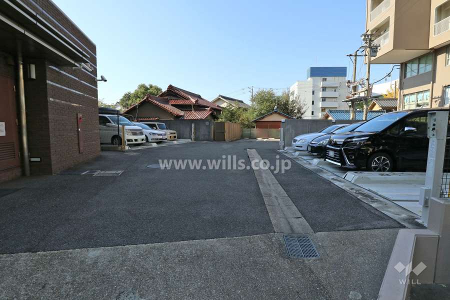 敷地内駐車場(屋外平面式)