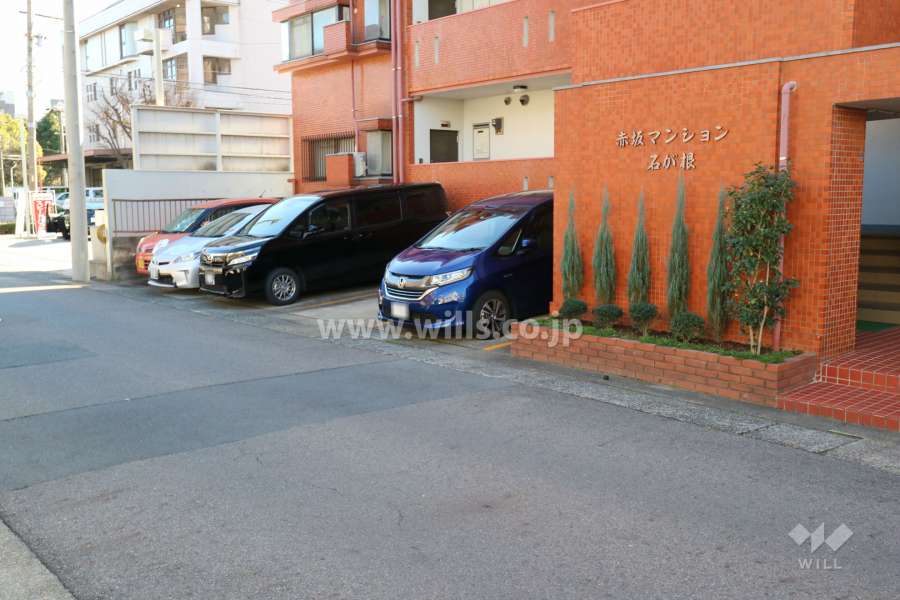 敷地内駐車場(屋外平面式)