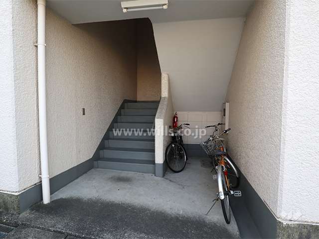 サブエントランス