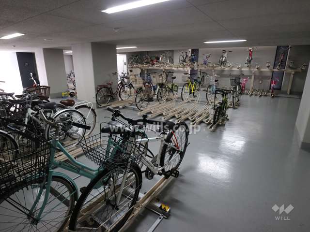 駐輪場