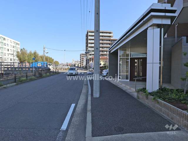 敷地西側前面道路