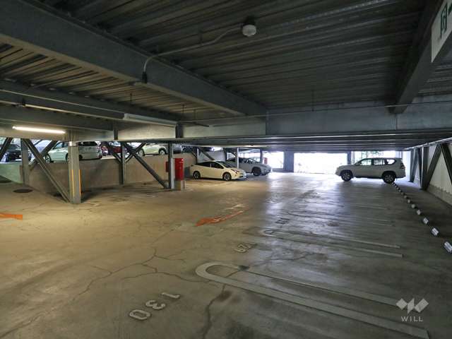 敷地内駐車場（平面自走式）