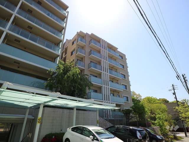 ヴィアーレ星ヶ丘の森アヴェニューヴィラの外観(北西側から)