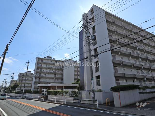 上社南住宅の全景（北西側から）
