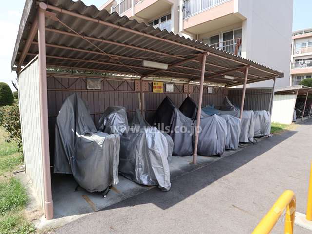 8号棟東バイク置場